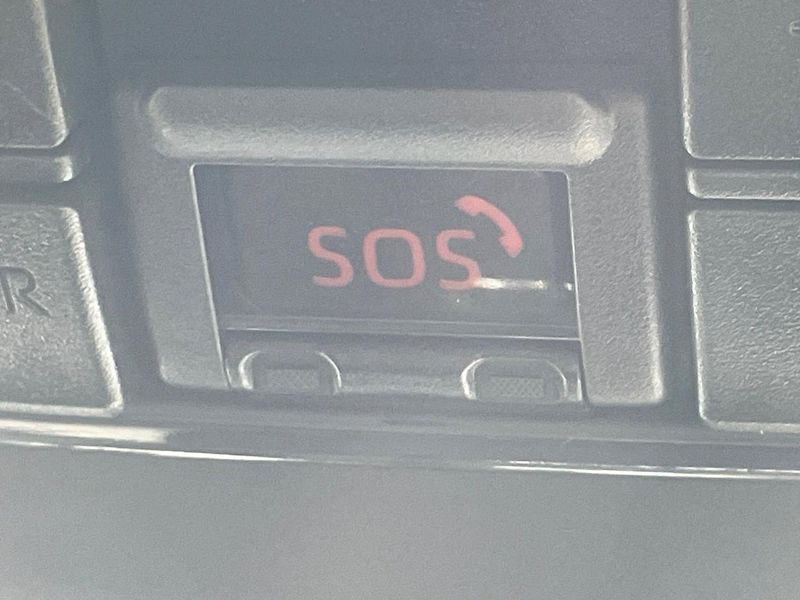 2020 Toyota Yaris 6AA-MXPH10 (UW-6a4b1d66e9520)[12]