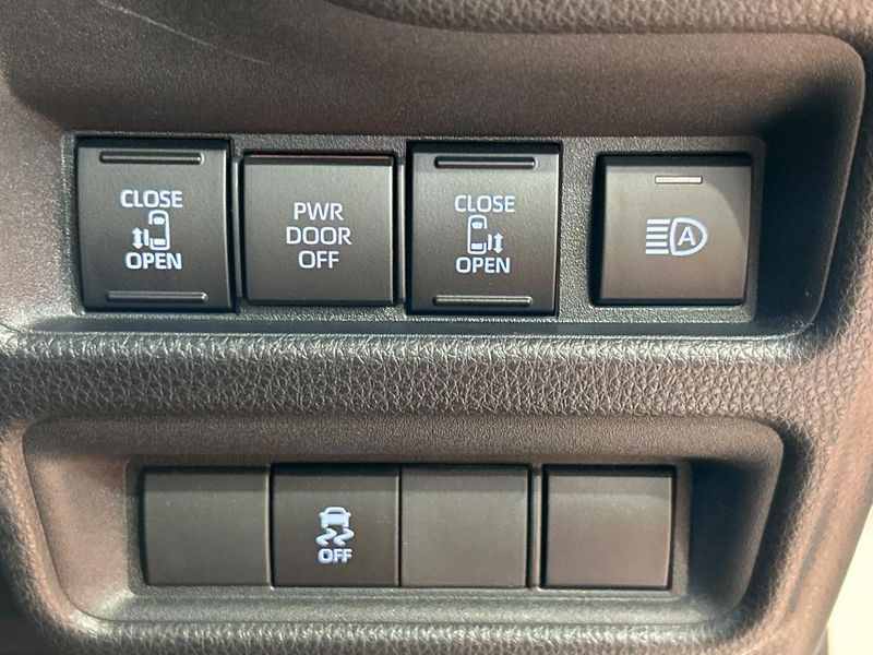 2022 Toyota Sienta 6AA-MXPL10G (UW-6a4b1d7abc694)[5]