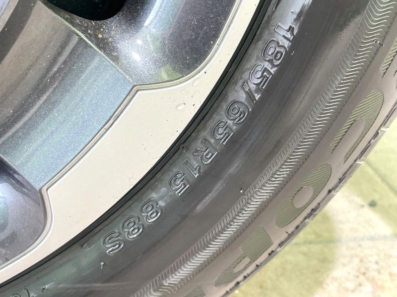 2026 Toyota Sienta 6AA-MXPL10G (UW-6a4b1d81ec40b)[17]