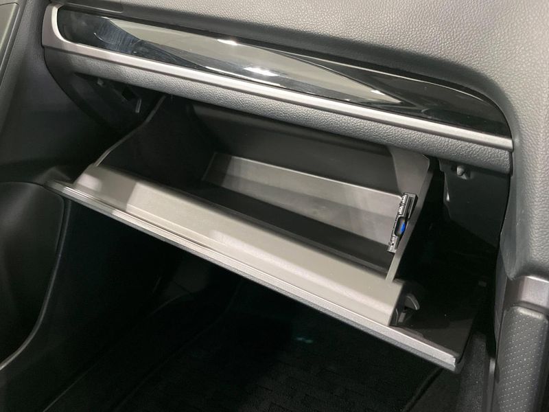 2017 Subaru Forester DBA-SJ5 (UW-6a4b1e03ce58c)[20]
