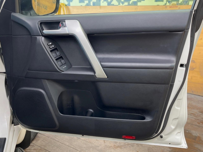 2021 Toyota Land Cruiser Prado 3BA-TRJ150W (UW-6a4b1e168f3f8)[15]