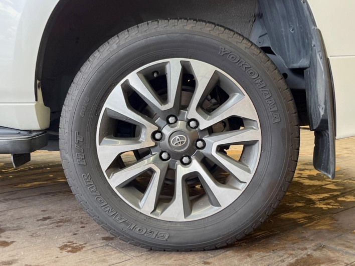 2021 Toyota Land Cruiser Prado 3BA-TRJ150W (UW-6a4b1e168f3f8)[9]