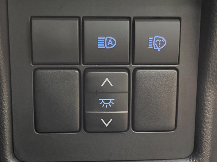 2021 Toyota Land Cruiser Prado 3BA-TRJ150W (UW-6a4b1e168f3f8)[25]