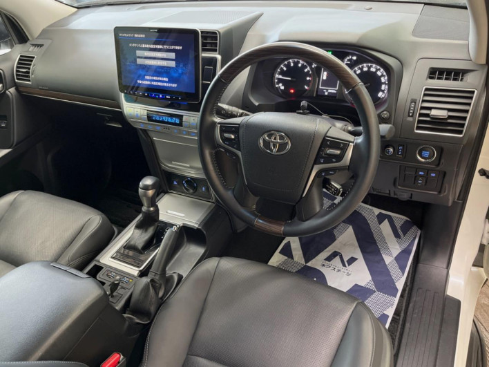 2021 Toyota Land Cruiser Prado 3BA-TRJ150W (UW-6a4b1e168f3f8)[17]