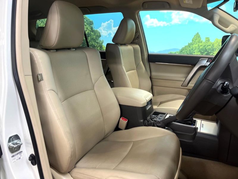 2023 Toyota Land Cruiser Prado 3BA-TRJ150W (UW-6a4b1e1c0812a)[19]