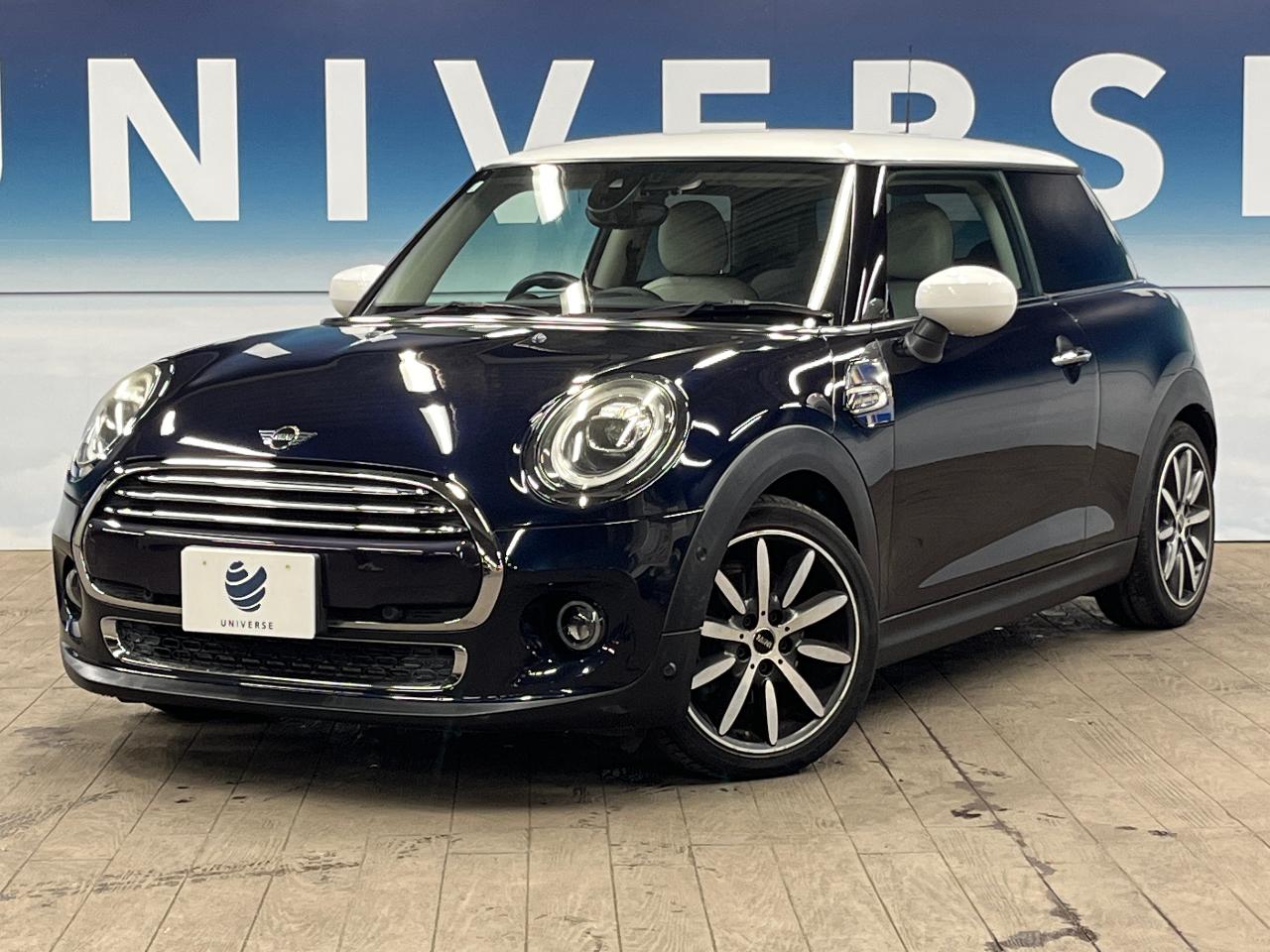 2019 Rover Mini DBA-XR15M