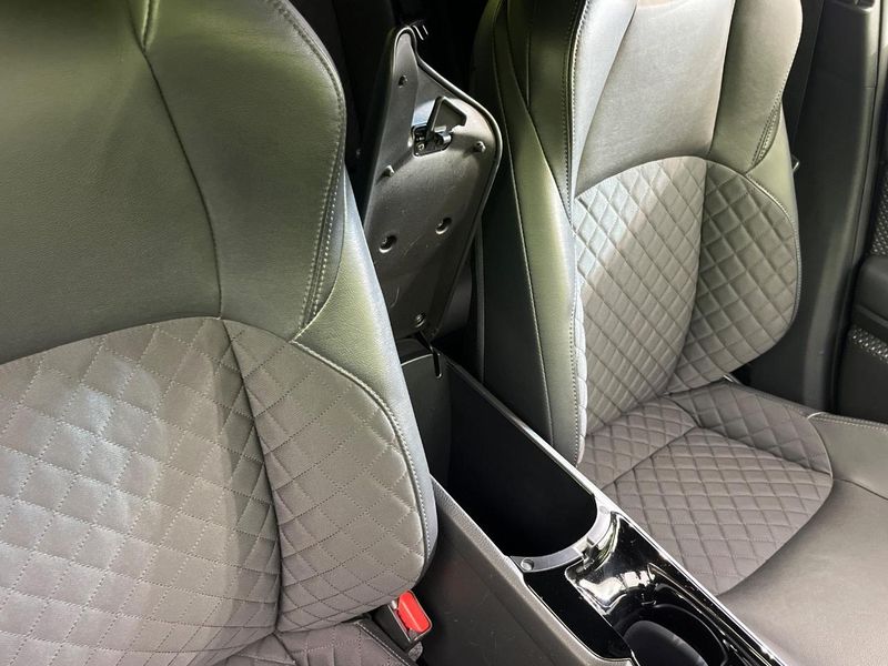 2020 Toyota C-HR 6AA-ZYX11 (UW-6a4b1eae94474)[9]