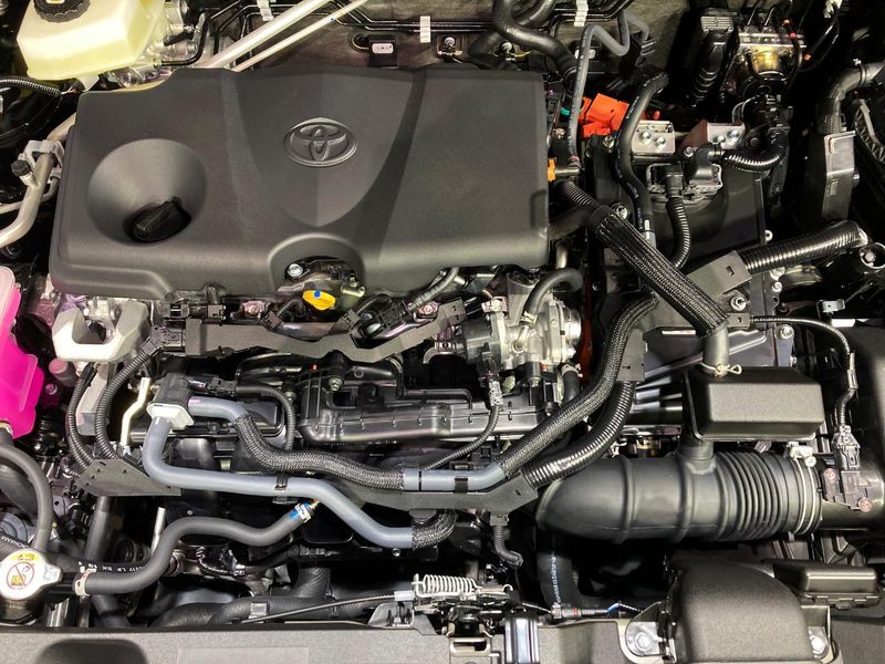 2026 Toyota RAV4 6AA-AXAN64 (UW-6a4c6cd104505)[5]