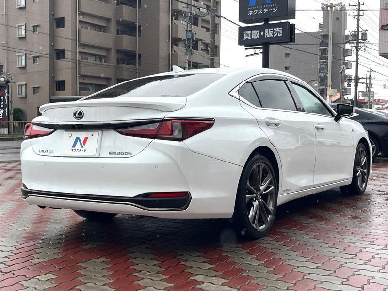 2020 Lexus ES 6AA-AXZH10 (UW-6a4c6ce145d94)[7]