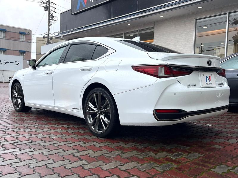 2020 Lexus ES 6AA-AXZH10 (UW-6a4c6ce145d94)[9]