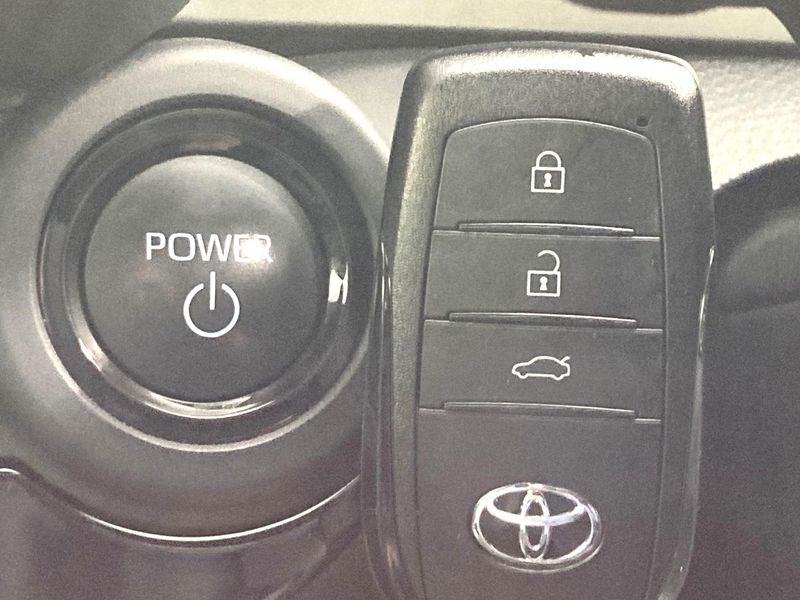 2022 Toyota Crown Crossover 6AA-AZSH35 (UW-6a4c6ced5a5f2)[4]