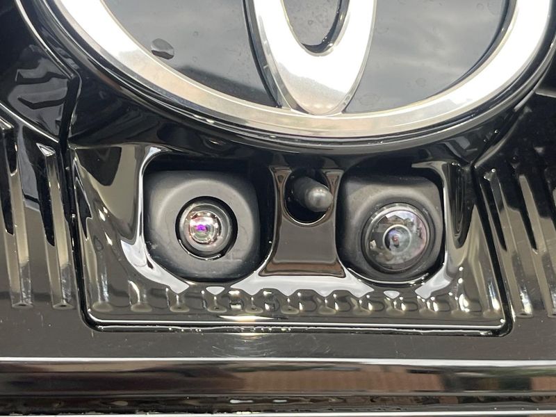 2024 Toyota Crown Crossover 6AA-AZSH35 (UW-6a4c6cef8fe6c)[28]