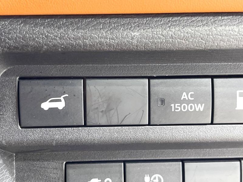 2022 Mitsubishi OUTLANDER PHEV 5LA-GN0W (UW-6a4c6d8bc445c)[9]