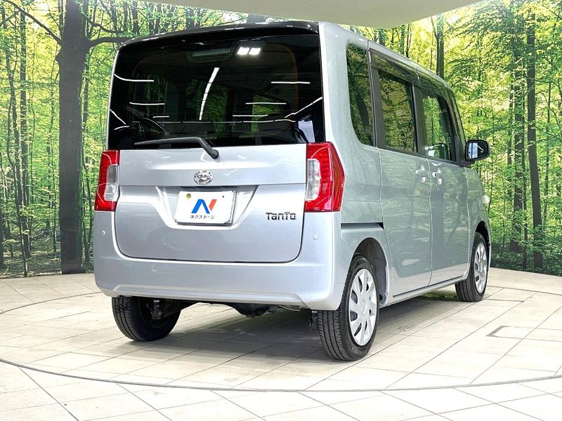 2017 Daihatsu Tanto DBA-LA610S (UW-6a4c6e8d5c6b8)[26]