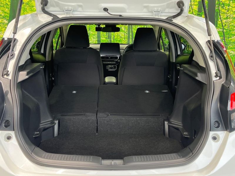 2021 Toyota Aqua 6AA-MXPK11 (UW-6a4c6f50ddd95)[19]