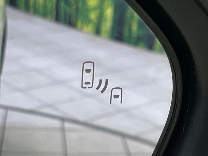 2024 Toyota Sienta 6AA-MXPL10G (UW-6a4c6f59d116d)[23]