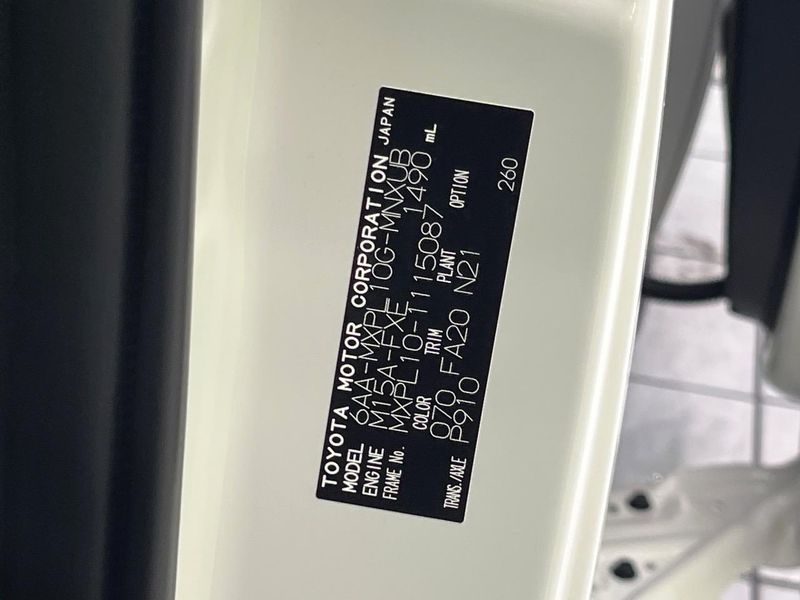 2024 Toyota Sienta 6AA-MXPL10G (UW-6a4c6f59d116d)[1]