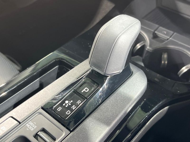 2023 Toyota Prius 6AA-MXWH60 (UW-6a4c6f6ab0b24)[18]