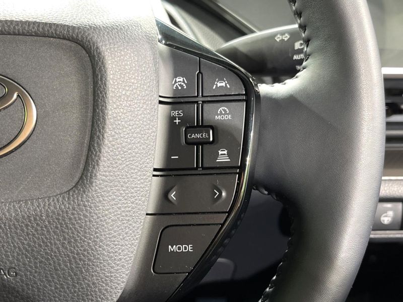 2023 Toyota Prius 6AA-MXWH60 (UW-6a4c6f6ab0b24)[16]