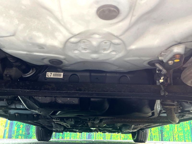 2016 Toyota Vitz DBA-NSP130 (UW-6a4c6f97313e2)[12]