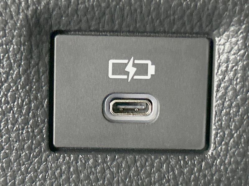 2025 Toyota Land Cruiser 250 3BA-TRJ250W (UW-6a4c6ffe96b9c)[18]