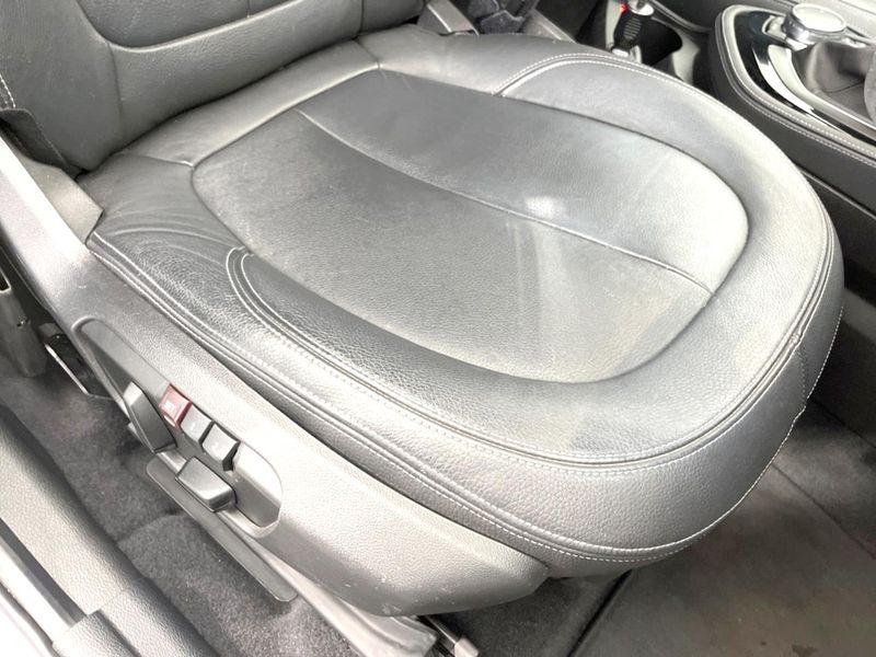 2015 BMW 2 Series LDA-2C20 (UW-6a4c7015aced6)[24]