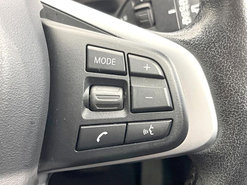 2015 BMW 2 Series LDA-2C20 (UW-6a4c7015aced6)[29]