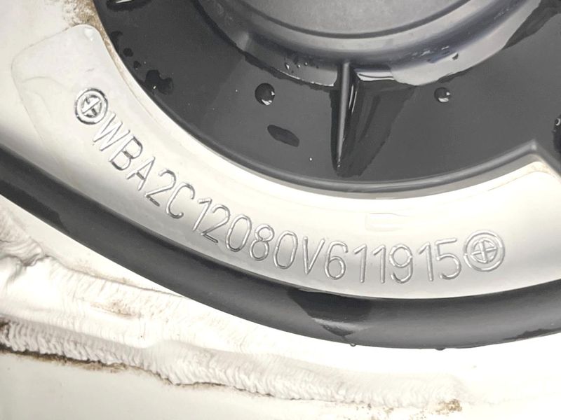 2015 BMW 2 Series LDA-2C20 (UW-6a4c7015aced6)[1]