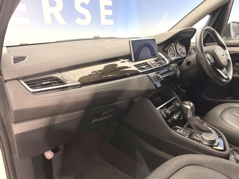 2015 BMW 2 Series LDA-2C20 (UW-6a4c7015aced6)[12]