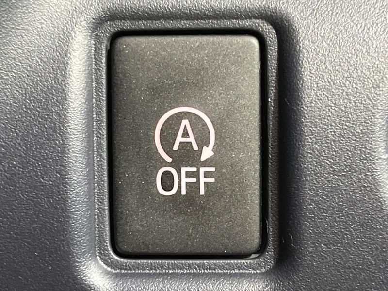 2016 Toyota Voxy DBA-ZRR80W (UW-6a4c7044d3ce6)[18]