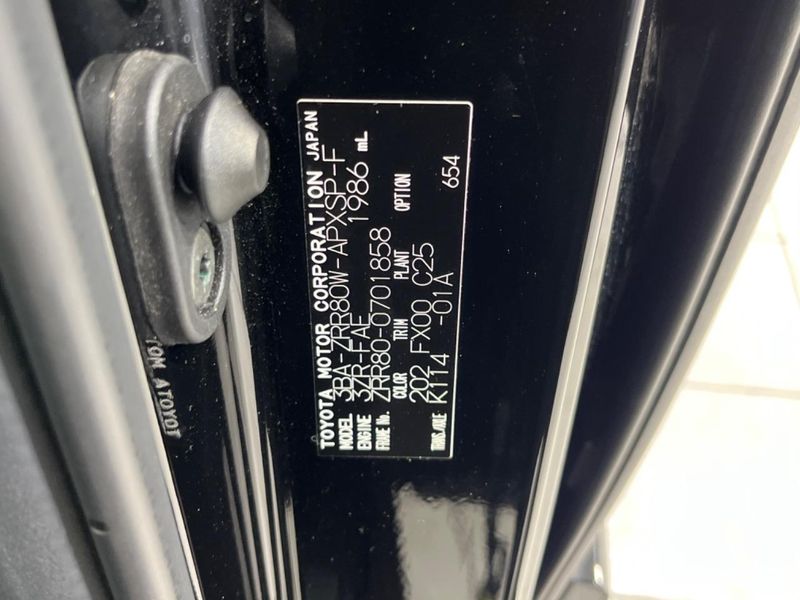 2021 Toyota Noah 3BA-ZRR80W (UW-6a4c70521f2b7)[1]
