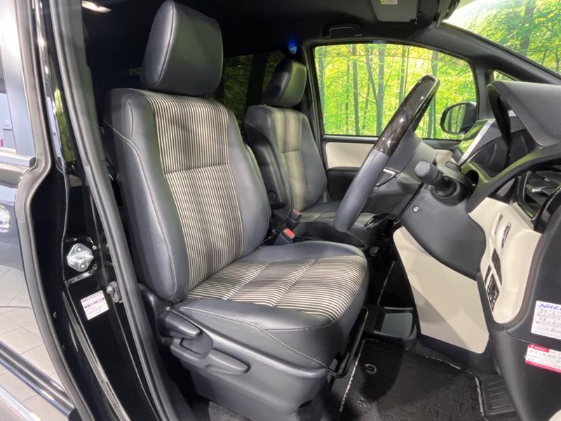 2021 Toyota Noah 3BA-ZRR80W (UW-6a4c70521f2b7)[12]