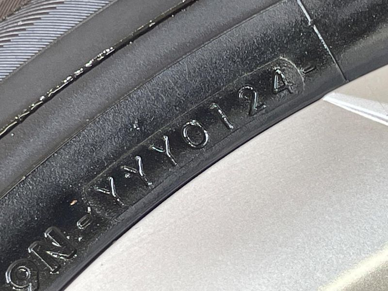 2013 Toyota Prius DAA-ZVW30 (UW-6a4c706716957)[26]