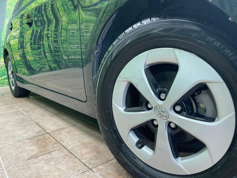2013 Toyota Prius DAA-ZVW30 (UW-6a4c706716957)[28]
