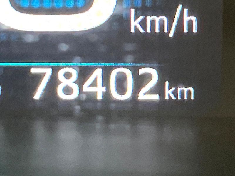 2018 Toyota Prius PHV DLA-ZVW52 (UW-6a4c70781ec30)[2]
