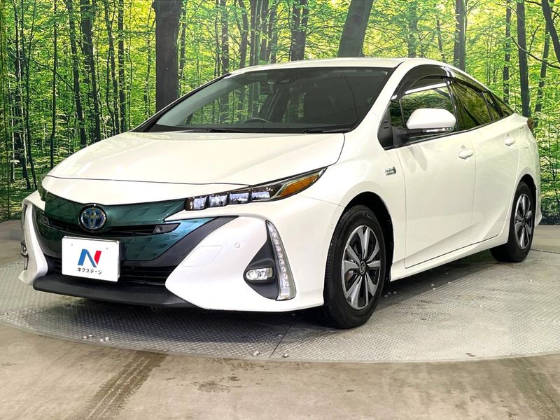2018 Toyota Prius PHV DLA-ZVW52 (UW-6a4c70781ec30)[22]