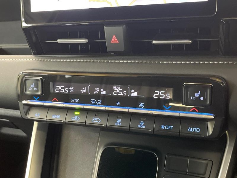 2024 Toyota Noah 6AA-ZWR90W (UW-6a4c7094eb2b0)[28]