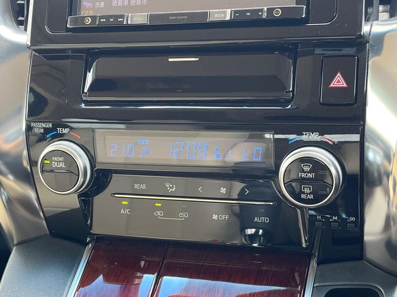 2015 Toyota Vellfire DBA-AGH30W (UW-6a4dbe12da584)[7]