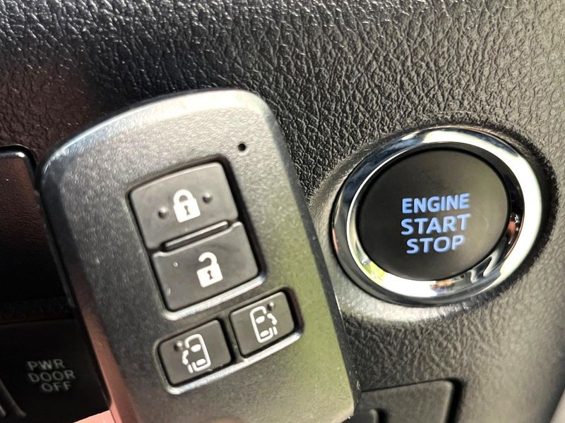 2018 Toyota Alphard DBA-AGH30W (UW-6a4dbe18c347a)[9]