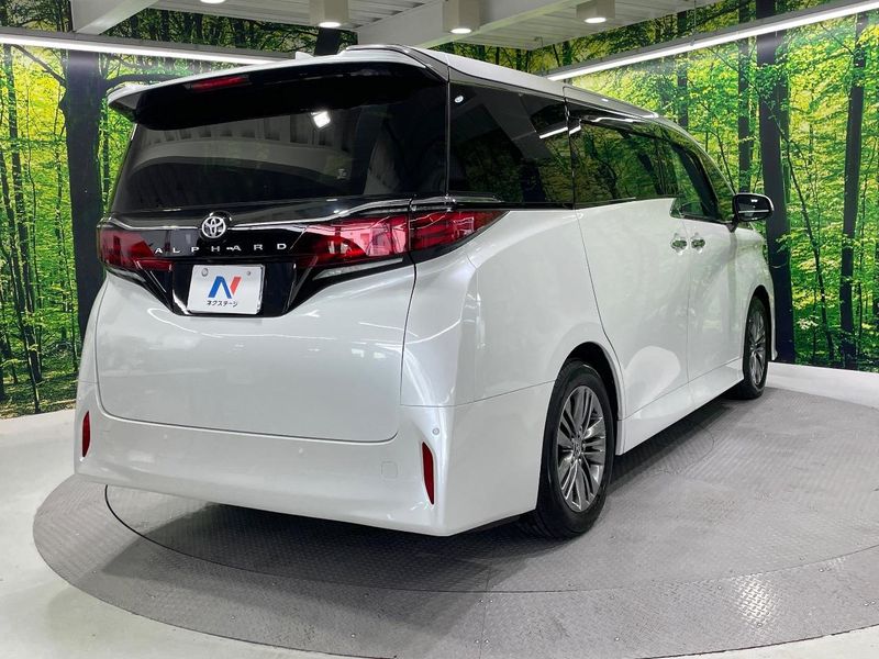 2023 Toyota Alphard 3BA-AGH40W (UW-6a4dbe2b42ca0)[16]