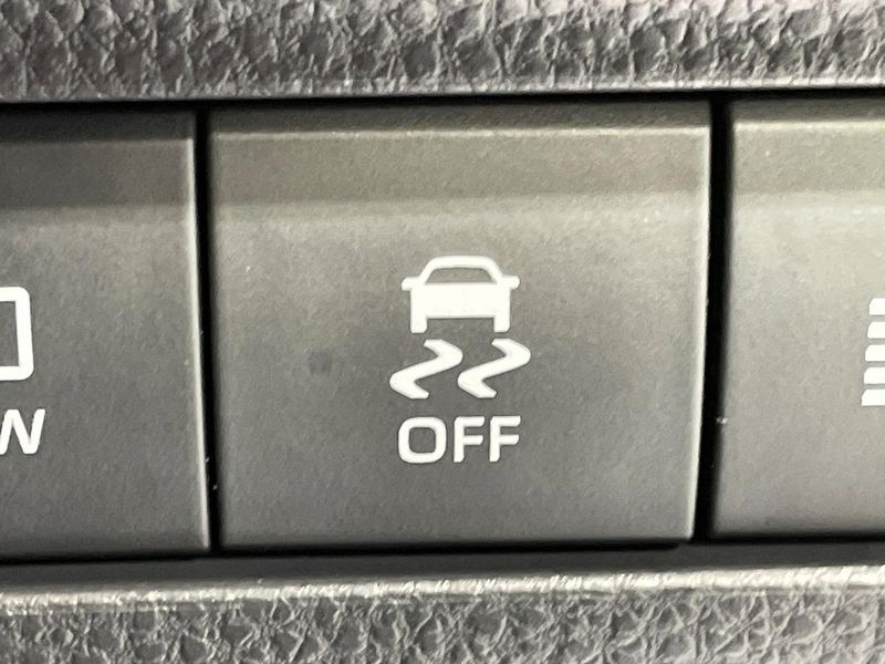 2024 Toyota Harrier Hybrid 6AA-AXUH80 (UW-6a4dbe4d6eeb7)[28]
