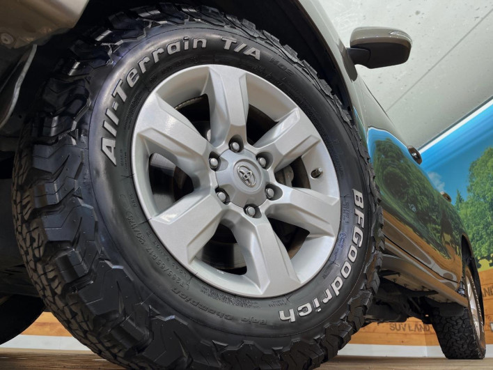 2015 Toyota Land Cruiser Prado LDA-GDJ150W (UW-6a4dbee008939)[20]