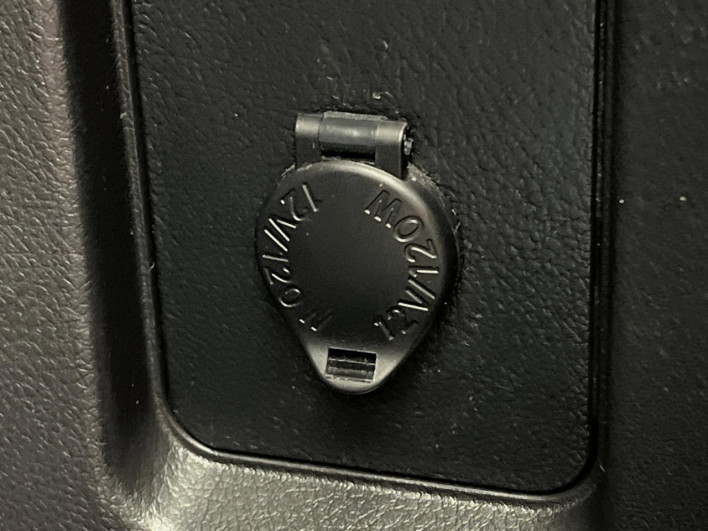 2015 Toyota Land Cruiser Prado LDA-GDJ150W (UW-6a4dbee008939)[6]