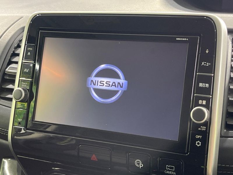 2017 Nissan Serena DAA-GFC27 (UW-6a4dbee716291)[14]