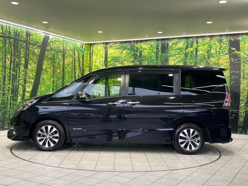 2017 Nissan Serena DAA-GFC27 (UW-6a4dbee716291)[11]