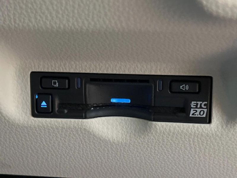 2023 Toyota Sienta 6AA-MXPL10G (UW-6a4dc0a46857b)[20]
