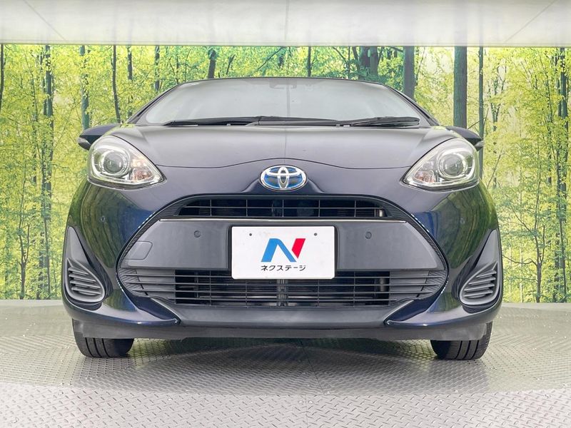 2018 Toyota Aqua DAA-NHP10 (UW-6a4dc0deb7b35)[14]