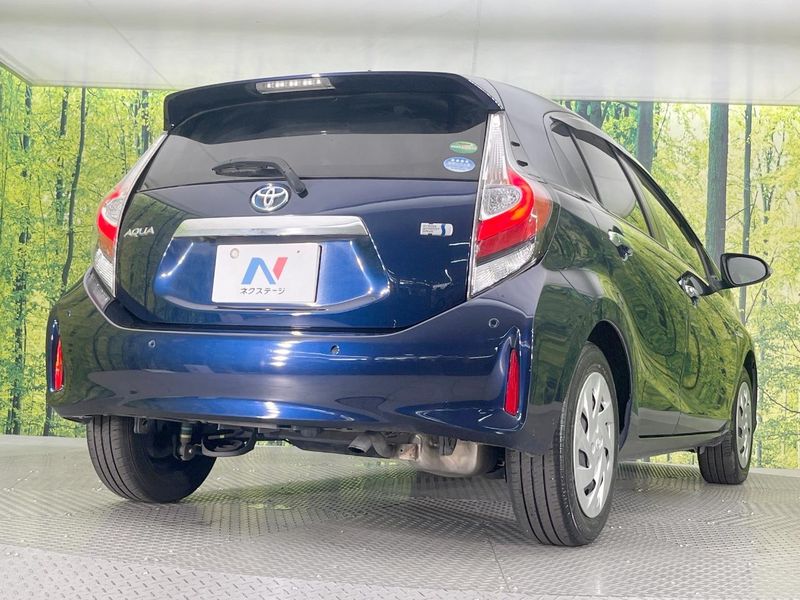 2018 Toyota Aqua DAA-NHP10 (UW-6a4dc0deb7b35)[20]
