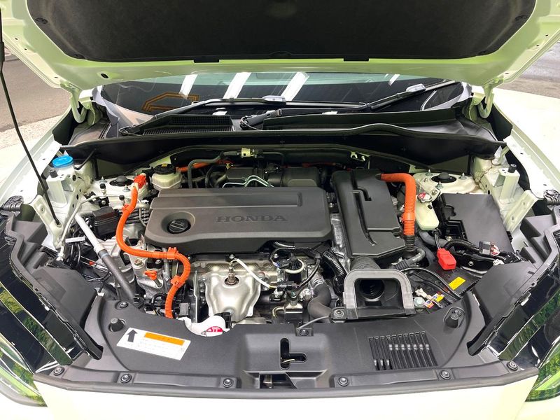2025 Honda ZR-V 6AA-RZ6 (UW-6a4dc11fb0d10)[4]