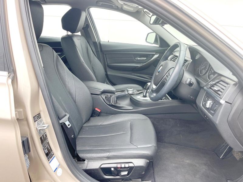 2014 BMW 3 Series LDA-3D20 (UW-6a4dc15e03056)[26]